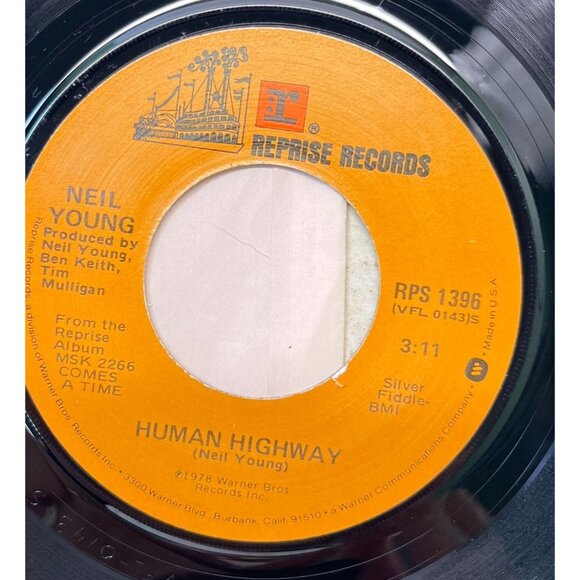 Neil Young Human Highway / Four Strong Winds 45 Rock 1978 Reprise 1396 VG+ - Picture 1 of 6